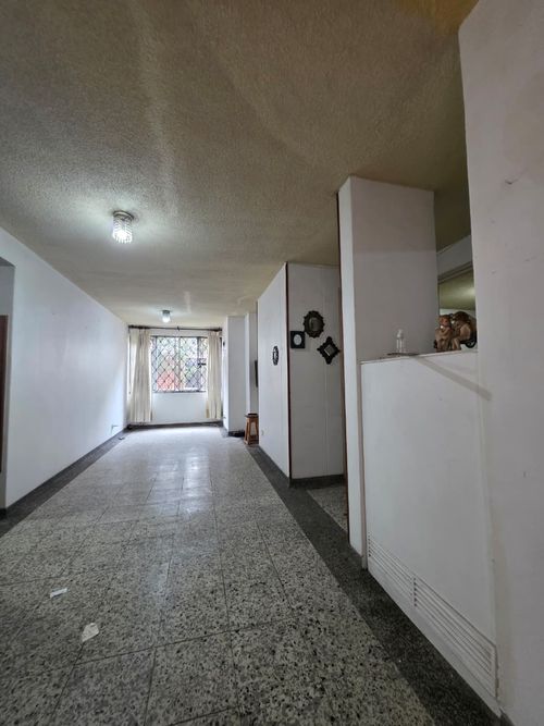Apartamento en venta en Santa Anita, Cali · foto 2 de 13