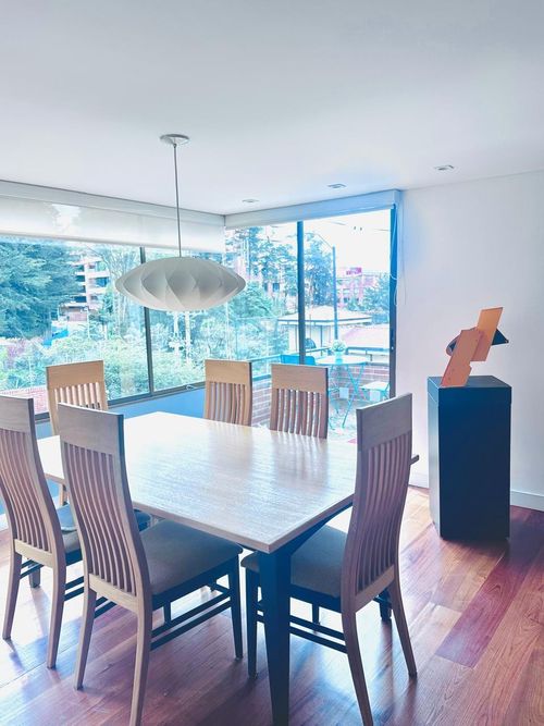 Apartamento en venta en Los Rosales, Bogotá · foto 3 de 11