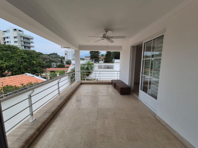 Casa de 4 alcobas en venta en Ciudad Jardin, Cali, 820 m² · foto 4 de 24