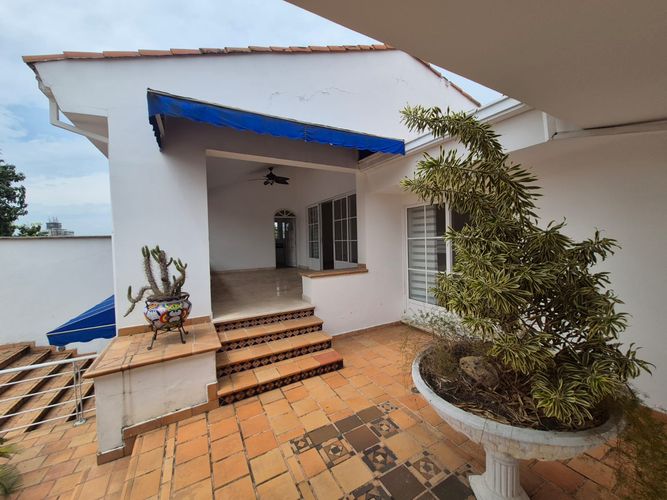 Casa de 4 alcobas en venta en Ciudad Jardin, Cali, 820 m² · foto 9 de 24