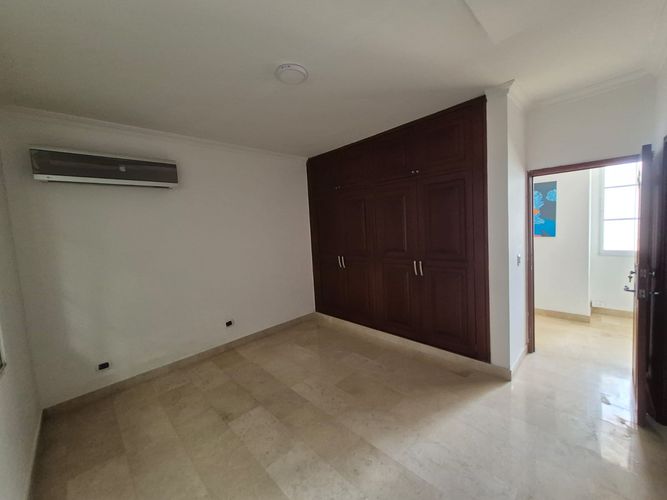Casa de 4 alcobas en venta en Ciudad Jardin, Cali, 820 m² · foto 13 de 24