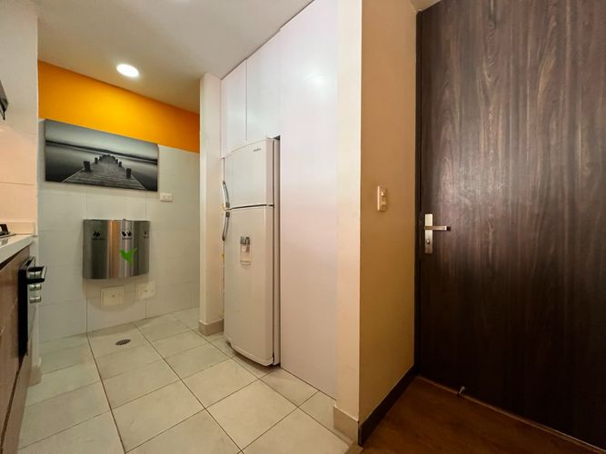 Apartaestudio en venta en La Macarena, Bogotá, 44 m² · foto 3 de 24