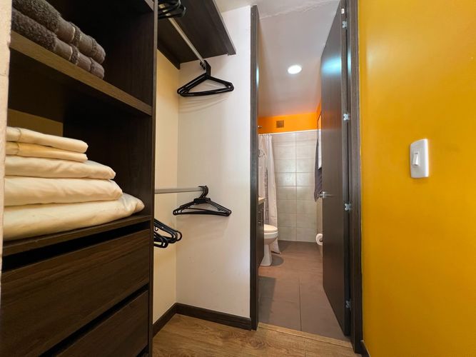 Apartaestudio en venta en La Macarena, Bogotá, 44 m² · foto 16 de 24