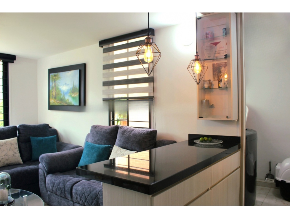 Apartamento en venta en Conjunto residencial pinares, Madrid 4
