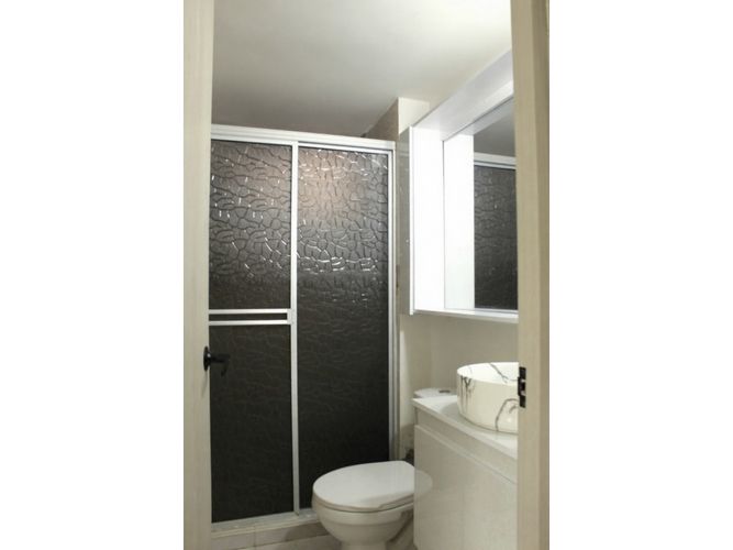 Apartamento de 3 alcobas en venta en Conjunto Residencial Pinares, Madrid, 62 m² · foto 16 de 16