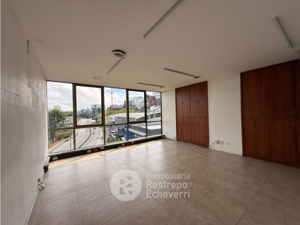 Office for rent in Avenida Alberto Mendoza, Manizales