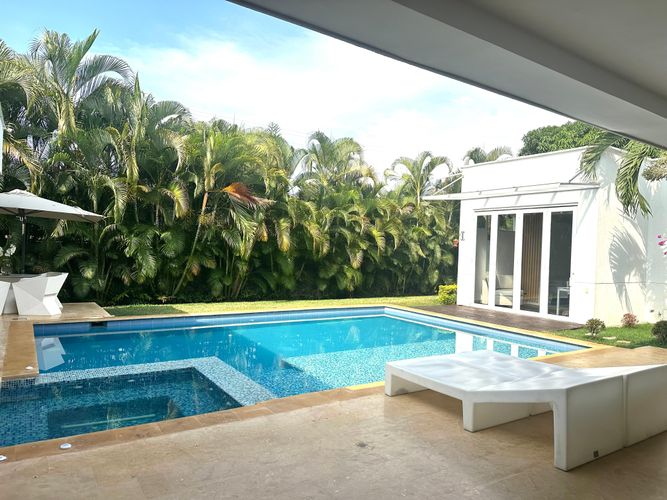 Casa de 4 alcobas en venta en Condominio Aguas Calientes, Cali, 510 m² · foto 3 de 20