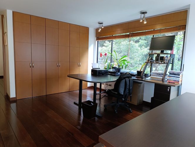 Apartamento de 3 alcobas en venta en El Refugio, Bogotá, 200 m² · foto 11 de 24