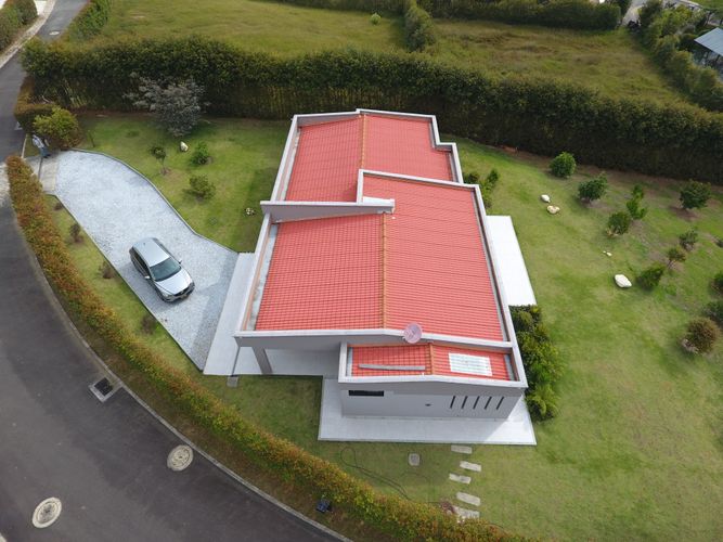 Casa de 4 alcobas en venta en Cabeceras De Llanogrande, Rionegro, 236 m² · foto 2 de 14