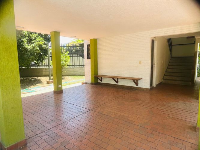 Apartamento de 3 alcobas en venta en Multicentro, Cali, 92 m² · foto 18 de 24