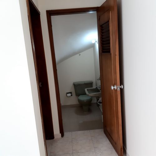 Apartamento de 2 alcobas en arriendo en La Cabaña, Bogotá, 95 m² · foto 10 de 20