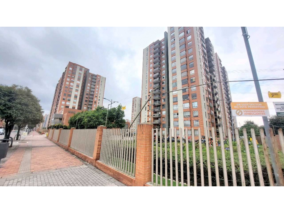 Apartamento de 3 habitaciones en venta en Colina Campestre, Bogotá — imagen 1 de 30