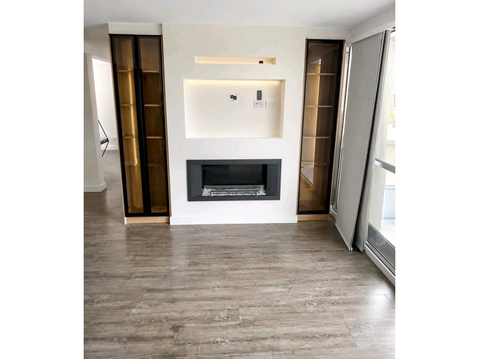 Apartamento en venta en Loma de los bernal, Medellín 2