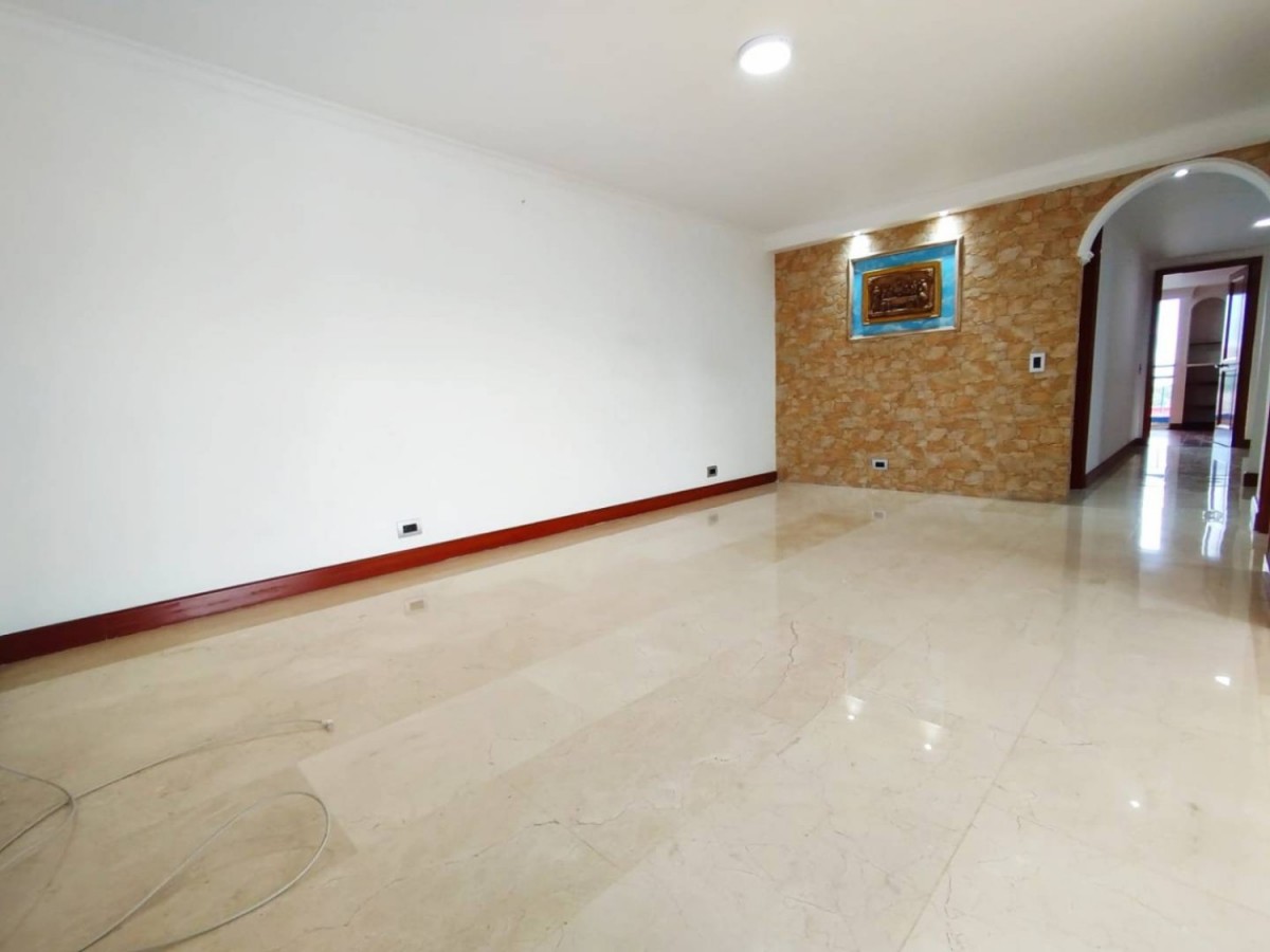 Apartamento en arriendo en Belén, Medellín · foto 3 de 21