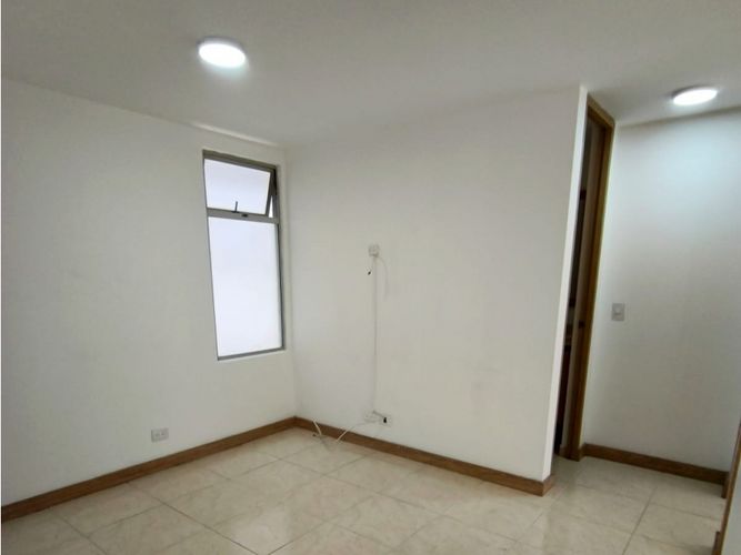 Apartamento de 2 alcobas en arriendo en Cumbres, Envigado, 78 m² · foto 6 de 11