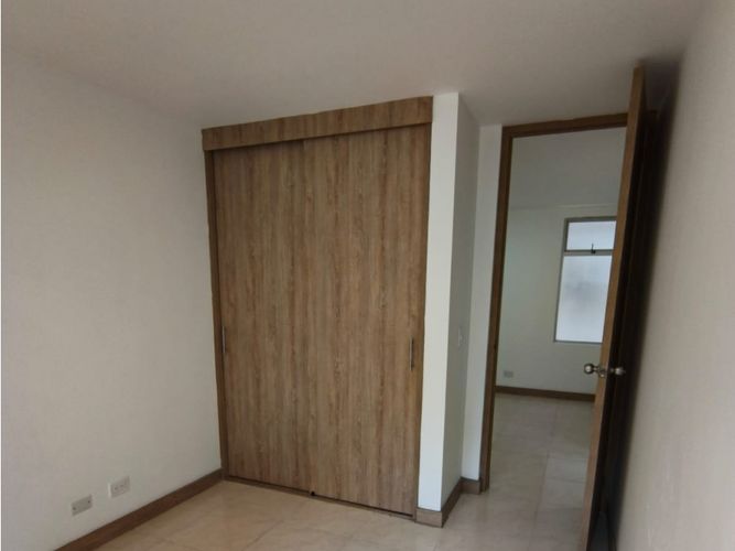 Apartamento de 2 alcobas en arriendo en Cumbres, Envigado, 78 m² · foto 9 de 11