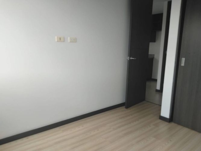 Apartamento en venta en Altos Del Poblado, Medellín · foto 14 de 18