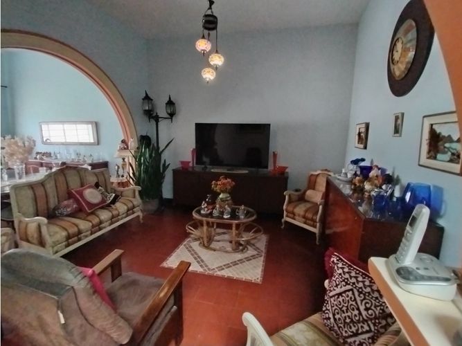 Casa de 7 alcobas en venta en Barrio Nuevo, Palmira, 240 m² · foto 3 de 24