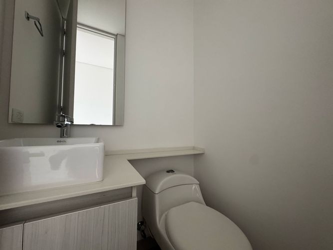 Apartamento de 2 alcobas en arriendo en Loma Del Esmeraldal, Envigado, 85 m² · foto 13 de 20