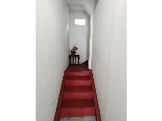 Casa de 7 alcobas en venta en Barrio Nuevo, Palmira, 240 m² · foto 5 de 24