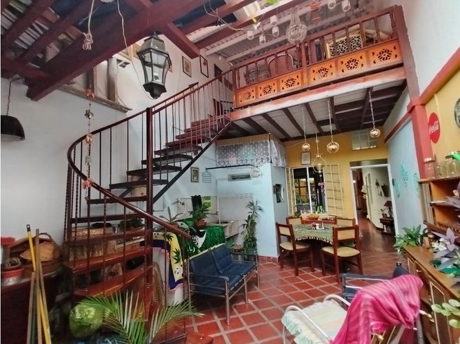 Casa de 7 alcobas en venta en Barrio Nuevo, Palmira, 240 m² · foto 16 de 24
