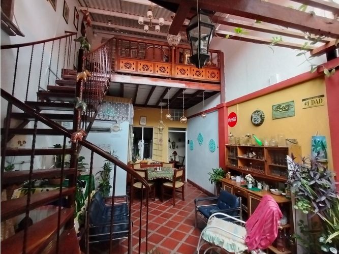 Casa de 7 alcobas en venta en Barrio Nuevo, Palmira, 240 m² · foto 17 de 24