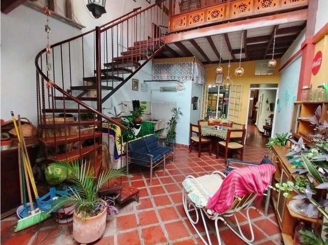 Casa de 7 alcobas en venta en Barrio Nuevo, Palmira, 240 m² · foto 20 de 24