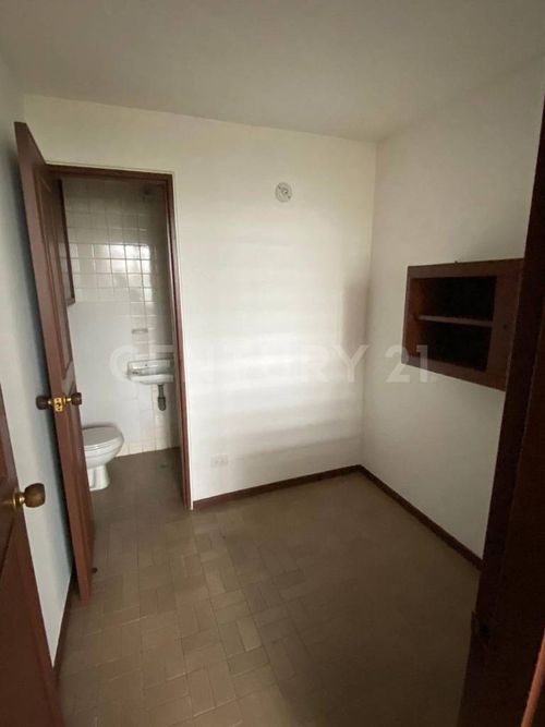 Apartamento de 4 alcobas en venta en Cuarto De Legua - Guadalupe, Cali, 120 m² · foto 5 de 15