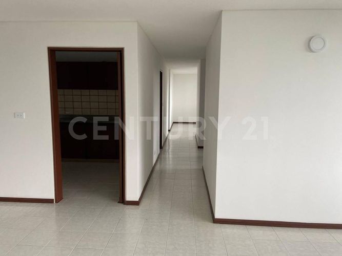Apartamento de 4 alcobas en venta en Cuarto De Legua - Guadalupe, Cali, 120 m² · foto 8 de 15