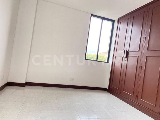 Apartamento de 4 alcobas en venta en Cuarto De Legua - Guadalupe, Cali, 120 m² · foto 14 de 15