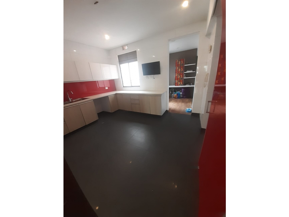 Apartamento en venta en Ciudad Salitre Occidental, Bogotá · foto 4 de 19