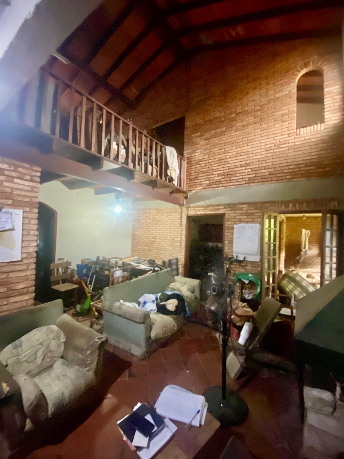 VENDO CASA PARA REMODELAR EN MANORA!!! — foto 2
