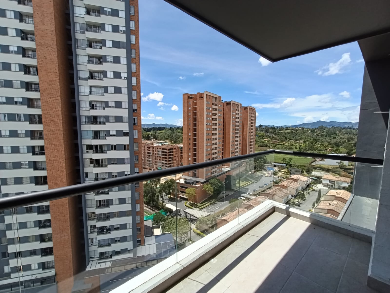 Apartamento en arriendo en Los Colegios, Rionegro · foto 3 de 14