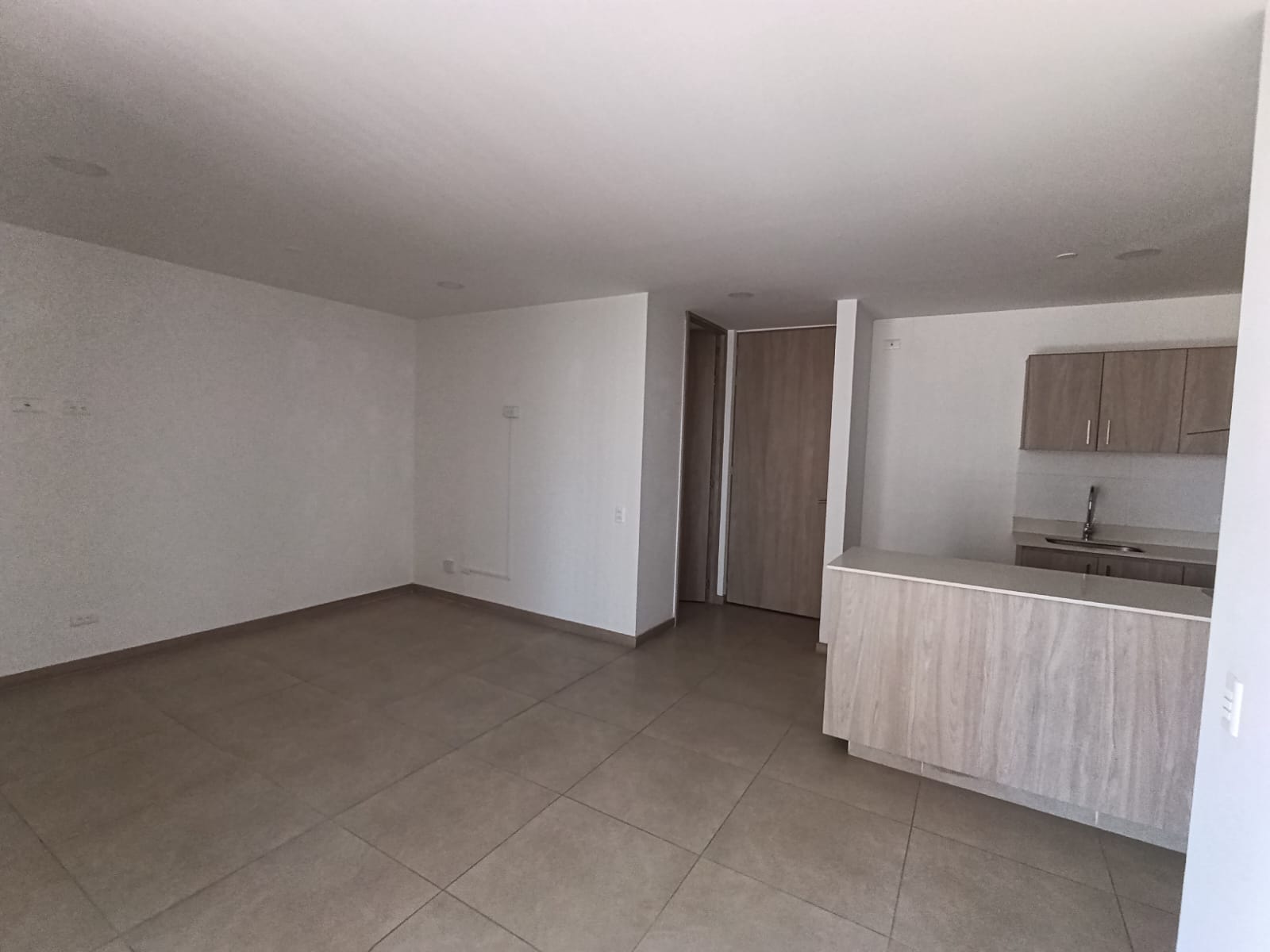 Apartamento en arriendo en Los Colegios, Rionegro · foto 7 de 14