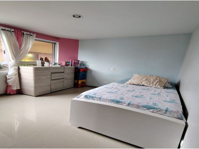 Apartamento de 3 alcobas en venta en Caminos De La Romeria, Sabaneta, 121 m² · foto 13 de 24