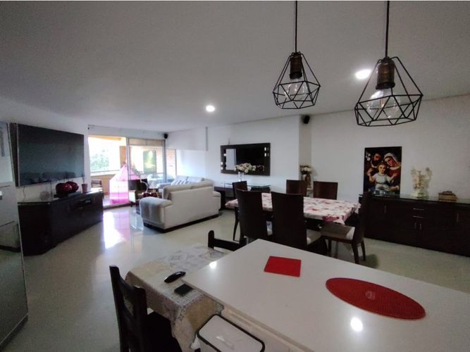 Apartamento de 3 alcobas en venta en Caminos De La Romeria, Sabaneta, 121 m² · foto 24 de 24