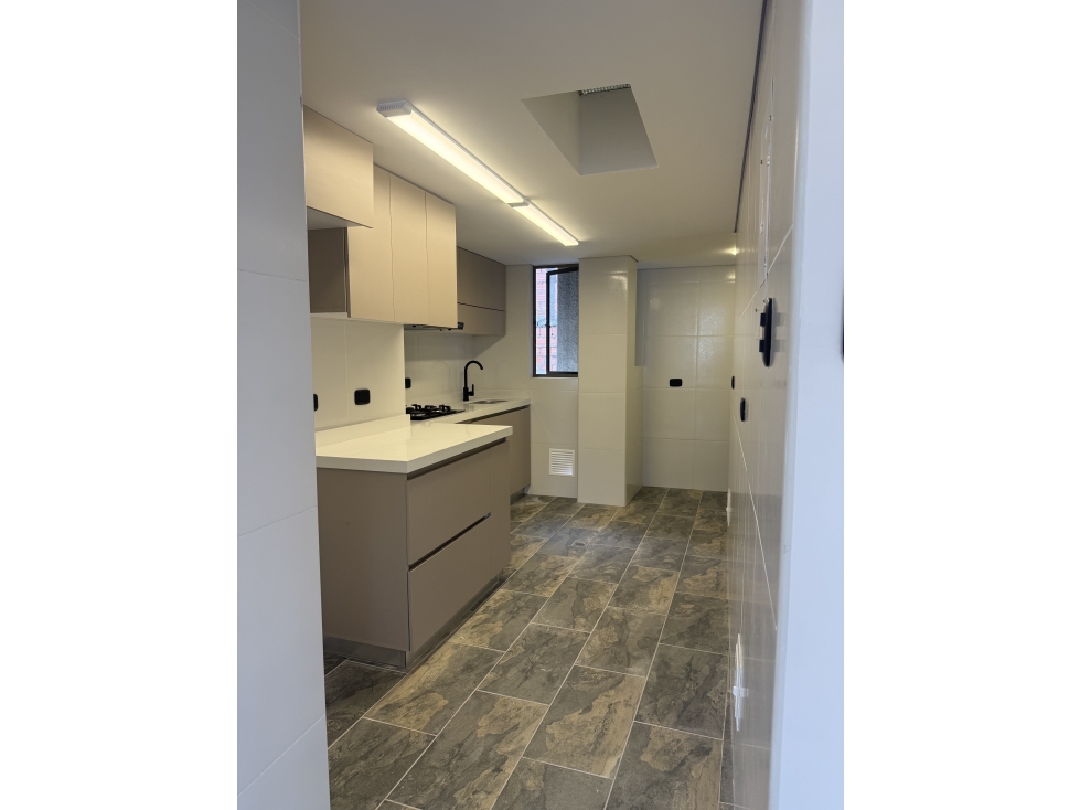 Apartamento en venta en Ciudad Jardin Sur, Bogotá · foto 5 de 10
