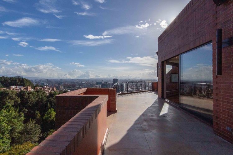 Apartamento de 5 alcobas en venta en Santa Barbara Alta, Bogotá, 530 m² · foto 13 de 24
