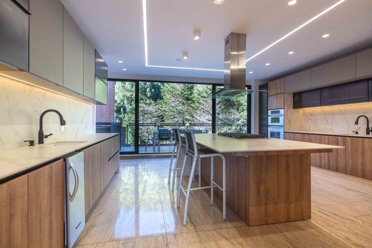 Apartamento de 5 alcobas en venta en Santa Barbara Alta, Bogotá, 530 m² · foto 14 de 24