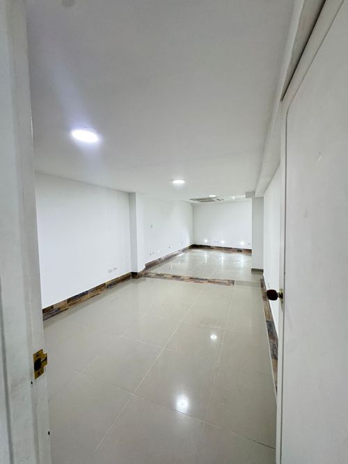 Local en arriendo en Pinares, Pereira, 420 m² · foto 4 de 20
