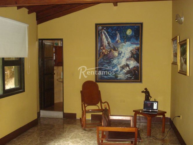 Casa de 3 alcobas en venta en Loma De Las Brujas, Envigado, 550 m² · foto 12 de 18