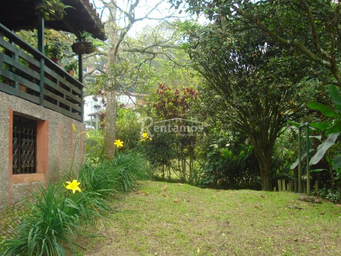 Casa de 3 alcobas en venta en Loma De Las Brujas, Envigado, 550 m² · foto 14 de 18