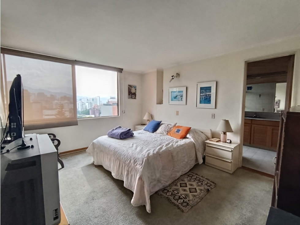 Apartamento en venta en Lalinde, Medellín · foto 13 de 19