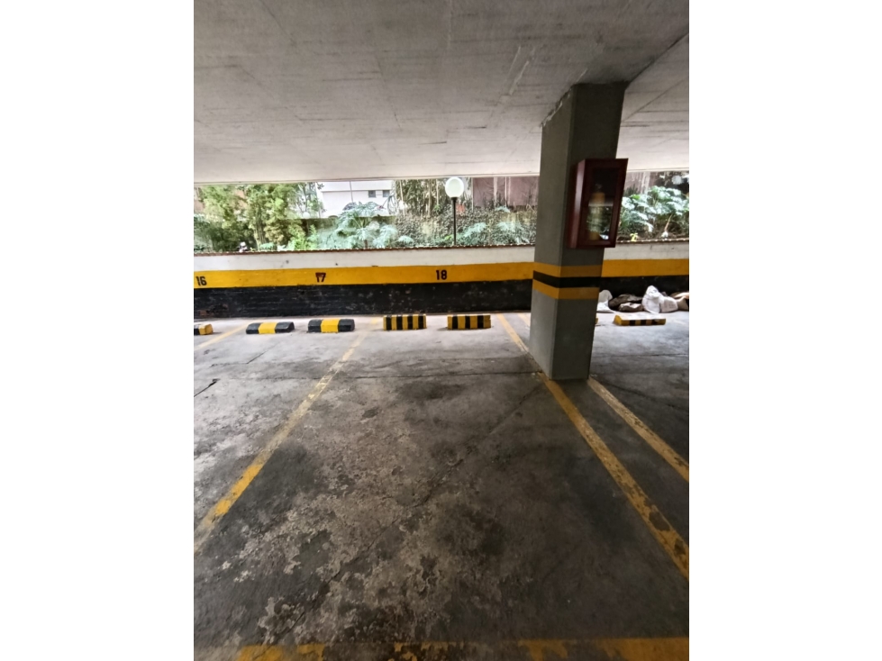 Apartamento en venta en Lalinde, Medellín · foto 18 de 19