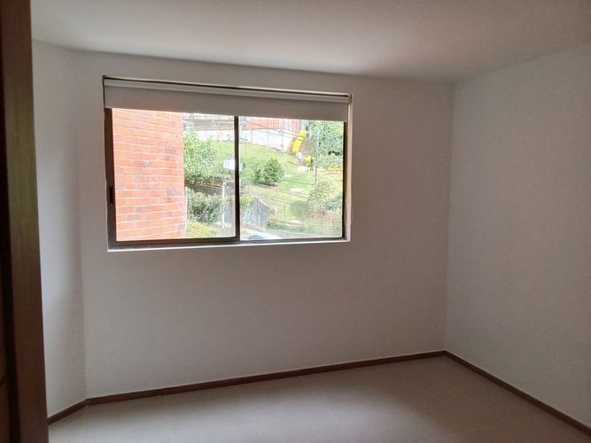 Apartamento de 3 alcobas en arriendo en Las Lomitas, Sabaneta, 110 m² · foto 4 de 16