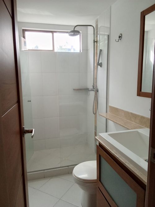 Apartamento de 3 alcobas en arriendo en Las Lomitas, Sabaneta, 110 m² · foto 5 de 16