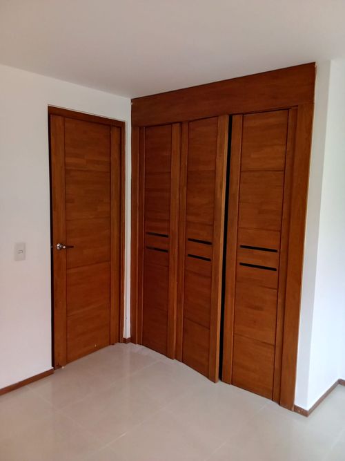 Apartamento de 3 alcobas en arriendo en Las Lomitas, Sabaneta, 110 m² · foto 10 de 16