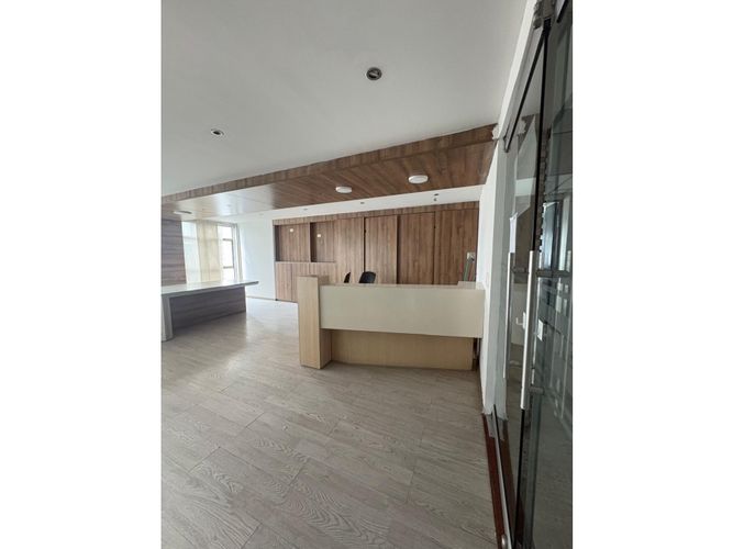 Oficina en arriendo en Sector Plaza De Bolivar, Pereira, 40 m² · foto 2 de 4