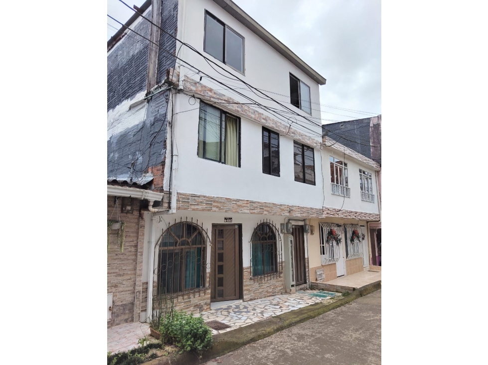 Casa en venta en Samaria I Etapa, Pereira · foto 2 de 18