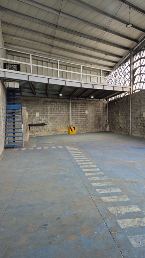 Bodega en arriendo en Combia Baja, Dosquebradas, 250 m² · foto 6 de 10